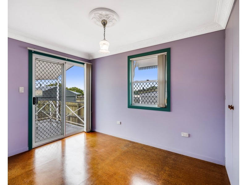 11 Parkinson Street, South Toowoomba QLD 4350