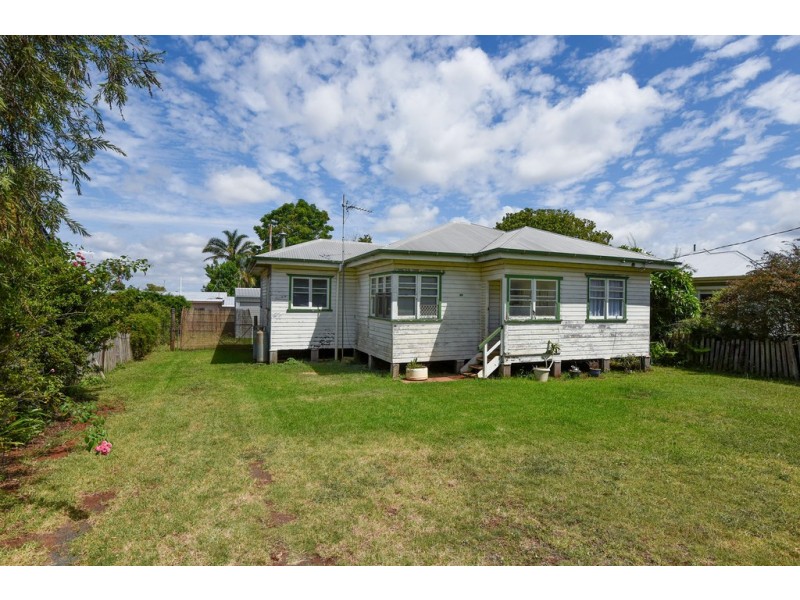 31 Burke Street, Rangeville QLD 4350