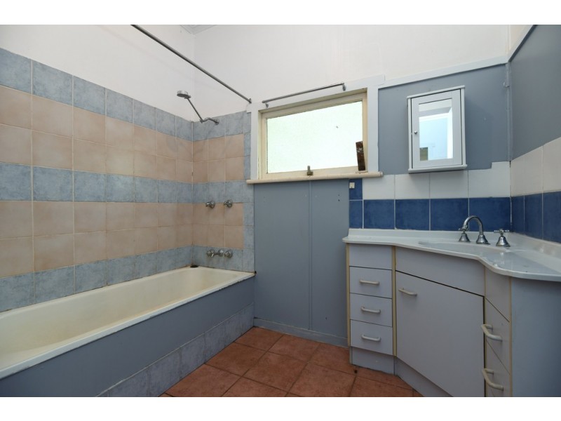 31 Burke Street, Rangeville QLD 4350