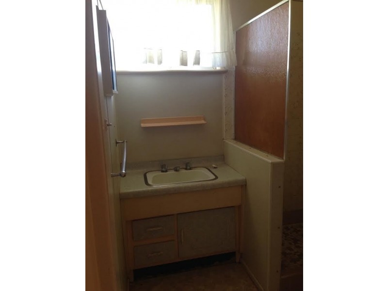 3/128 Long Street, Centenary Heights QLD 4350