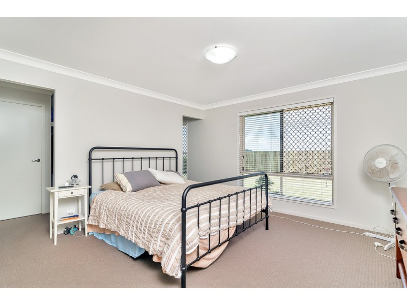 19 Kennard Street, Westbrook QLD 4350