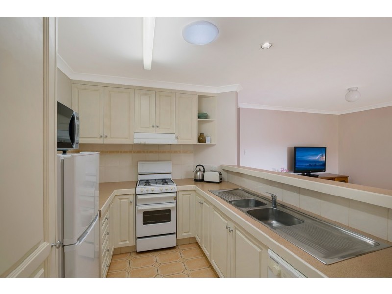 Unit 4/216 Geddes Street, South Toowoomba QLD 4350