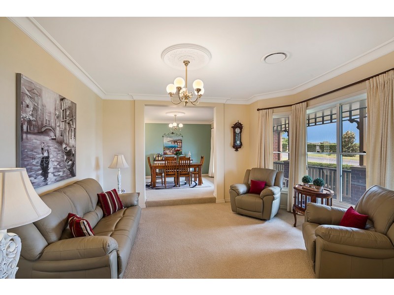 2 Brookton Avenue, Highfields QLD 4352