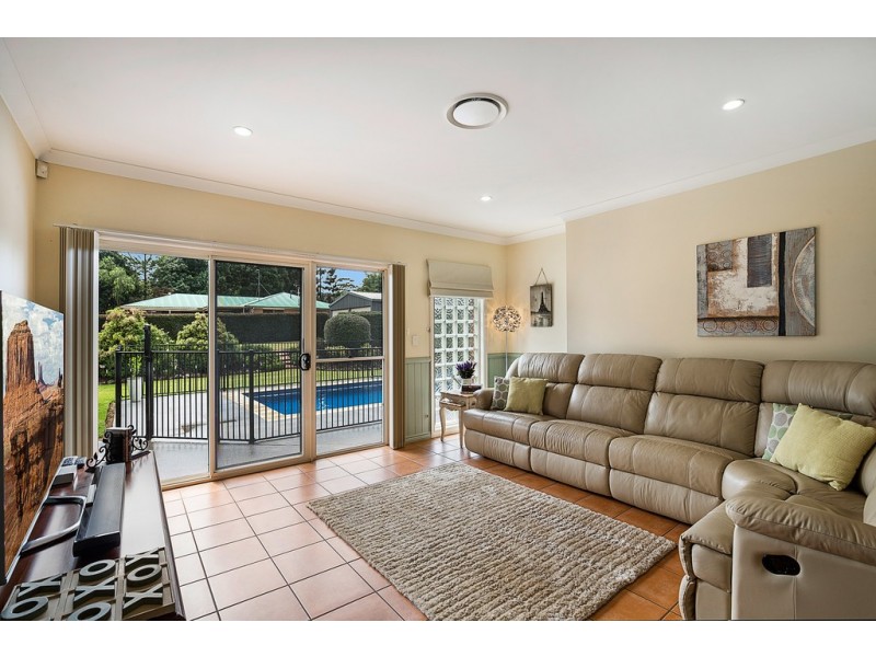 2 Brookton Avenue, Highfields QLD 4352