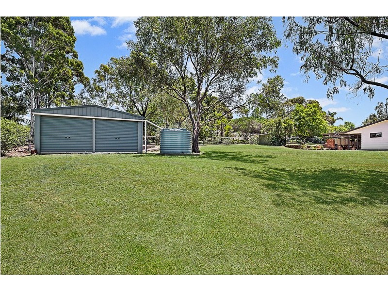 41 Peters Road, Meringandan West QLD 4352