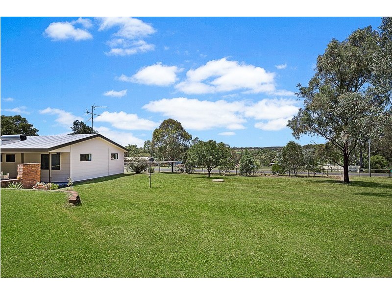 41 Peters Road, Meringandan West QLD 4352
