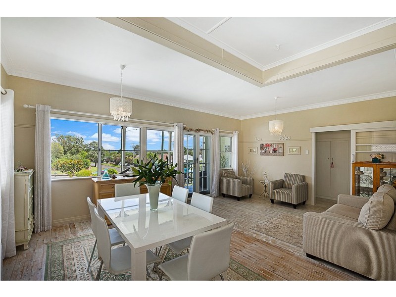 53a Jellicoe Street, Mount Lofty QLD 4350
