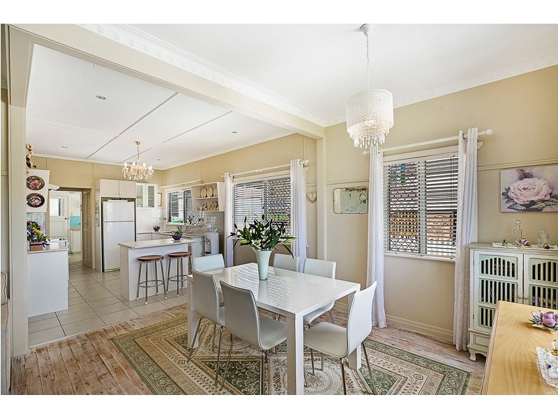 53a Jellicoe Street, Mount Lofty QLD 4350