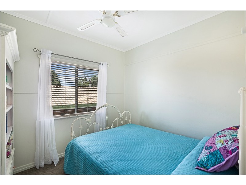 53a Jellicoe Street, Mount Lofty QLD 4350