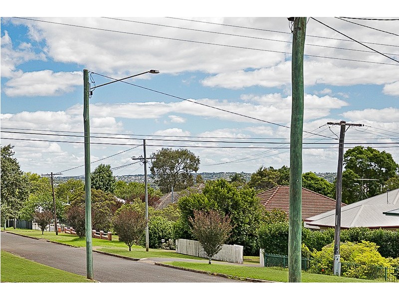 53a Jellicoe Street, Mount Lofty QLD 4350
