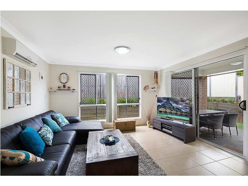 Unit 2/2 Chainey Court, Glenvale QLD 4350