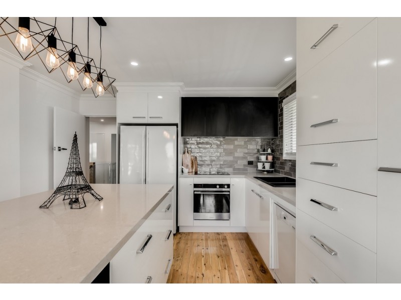 5 Cooloola Drive, Rangeville QLD 4350