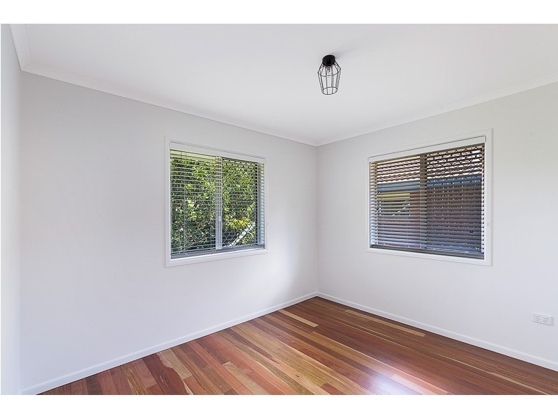 46 Jellicoe Street, Mount Lofty QLD 4350