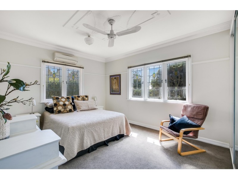 182 Russell Street, Newtown QLD 4350