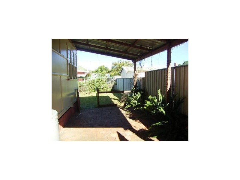 6 Frederick Street, East Toowoomba QLD 4350