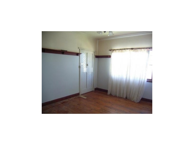 6 Frederick Street, East Toowoomba QLD 4350