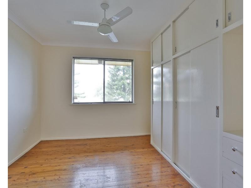 4 Traminer Drive, Wilsonton Heights QLD 4350