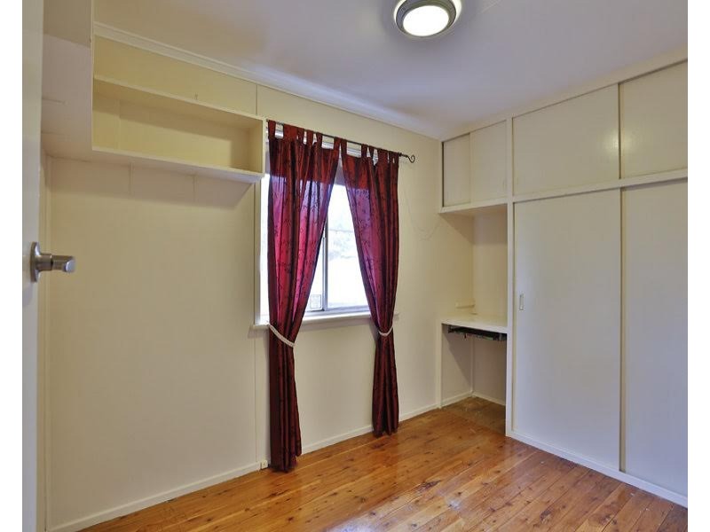 4 Traminer Drive, Wilsonton Heights QLD 4350