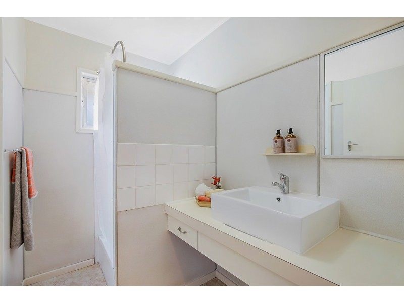 106 Taylor Street, Newtown QLD 4350