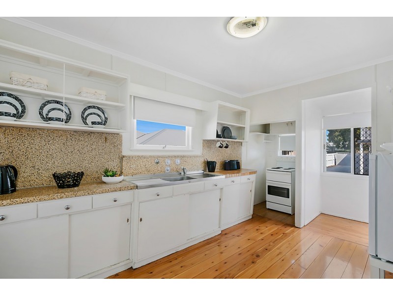 106 Taylor Street, Newtown QLD 4350