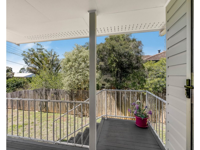 8 Dignan Street, Harristown QLD 4350