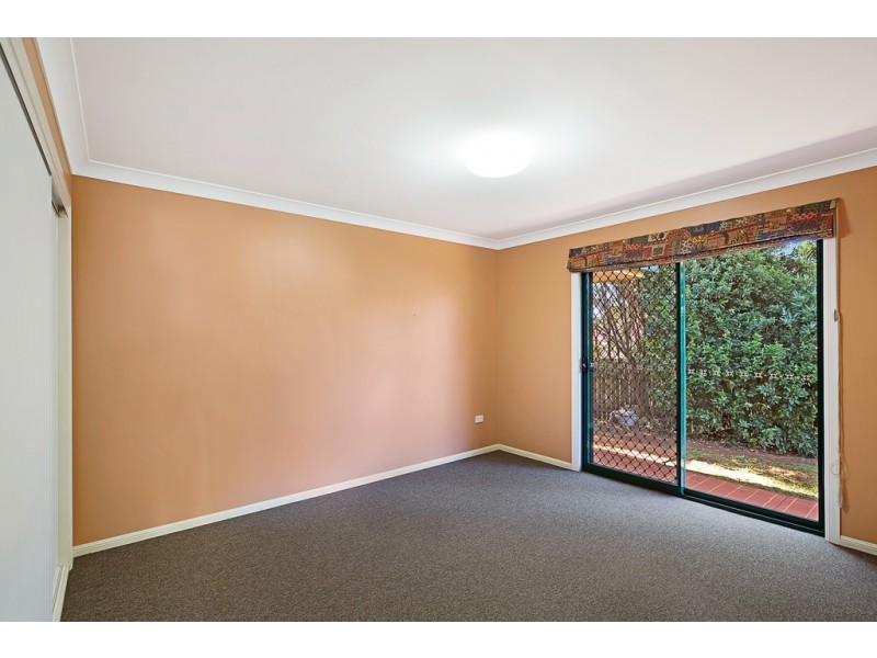 2 Shamrock Court, Middle Ridge QLD 4350