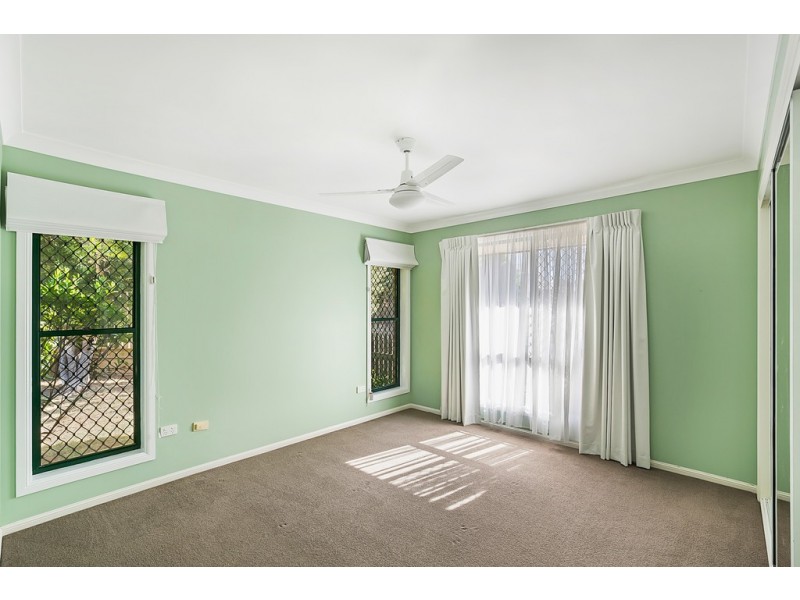 2 Shamrock Court, Middle Ridge QLD 4350