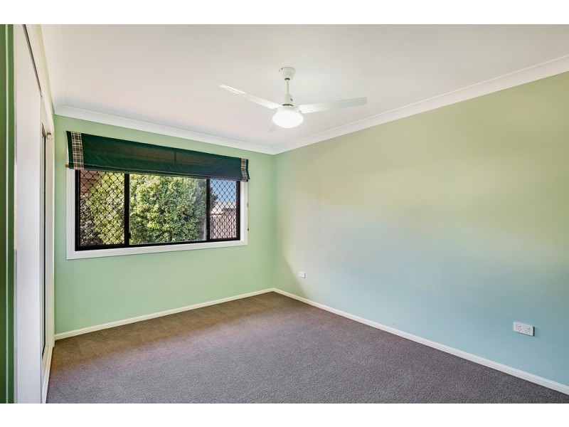 2 Shamrock Court, Middle Ridge QLD 4350