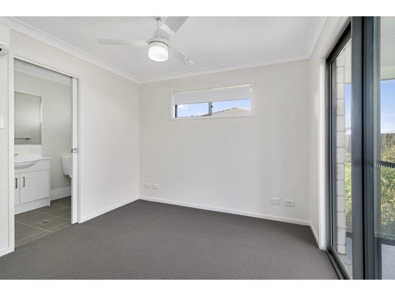 14B Cardamon Crescent, Glenvale QLD 4350