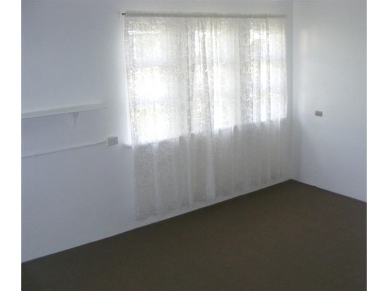 33 Priest Street, Rockville QLD 4350