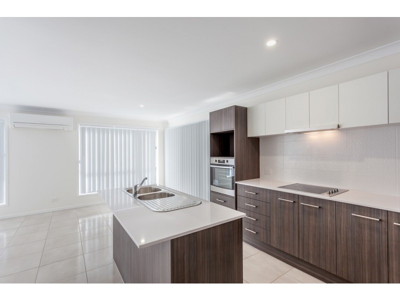 Unit 2/1a Weetwood Street, Newtown QLD 4350