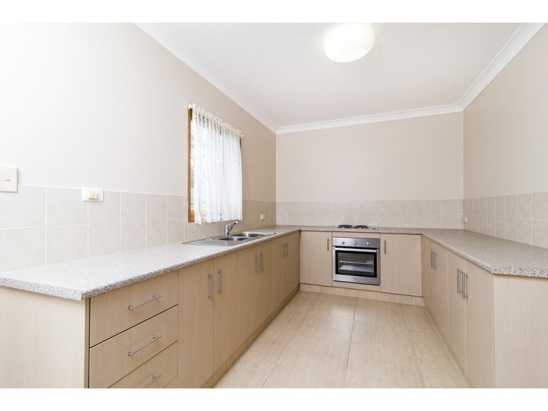 2/4 Creek Street, East Toowoomba QLD 4350