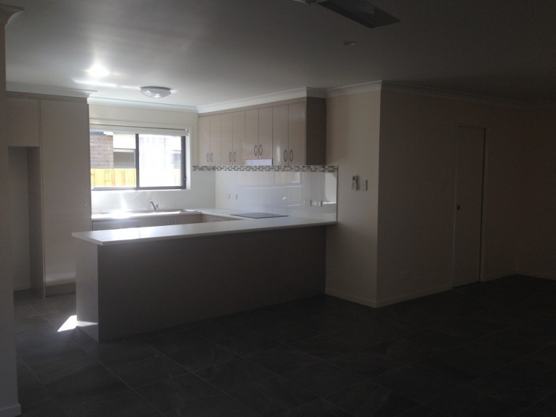 3/7 Colvin Street, Drayton QLD 4350