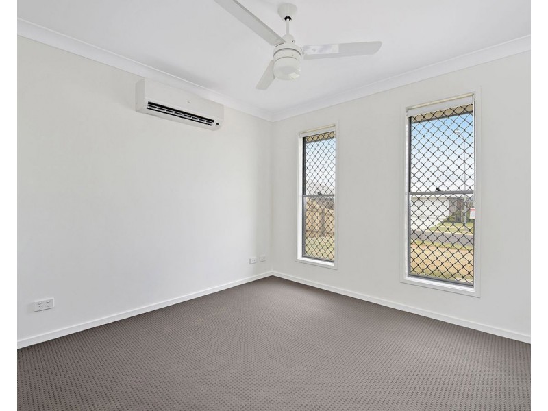 Units 1 and 2/8 Whitefield Street, Glenvale QLD 4350