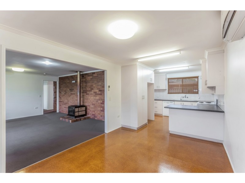 59 Noll Street, Kearneys Spring QLD 4350