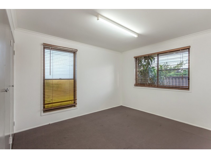 59 Noll Street, Kearneys Spring QLD 4350