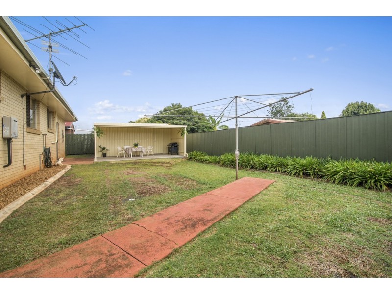 15 Beh Street, Harristown QLD 4350