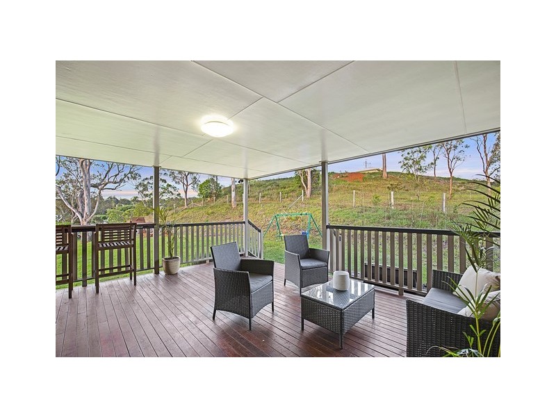 18 Beauly Drive, Top Camp QLD 4350