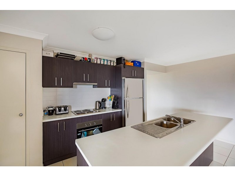 5 Devoran Street, Kleinton QLD 4352