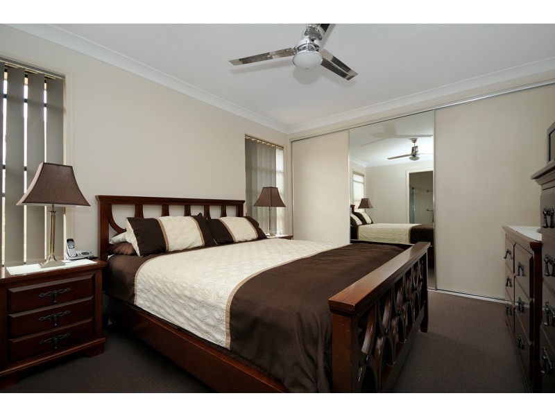 7 Banksdale Drive, Middle Ridge QLD 4350