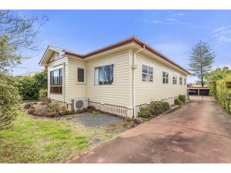 112 Drayton Road, Harristown QLD 4350