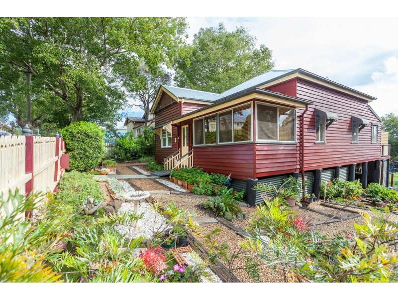 5 Cumming Street, North Toowoomba QLD 4350