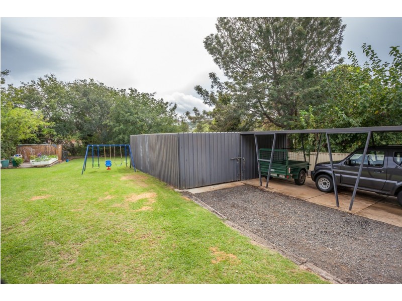 5 Cumming Street, North Toowoomba QLD 4350