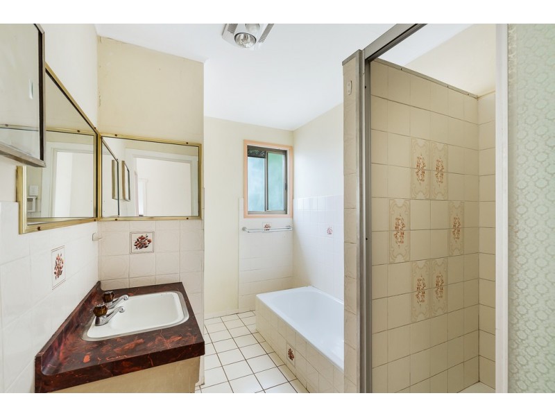 135 Mackenzie Street, East Toowoomba QLD 4350