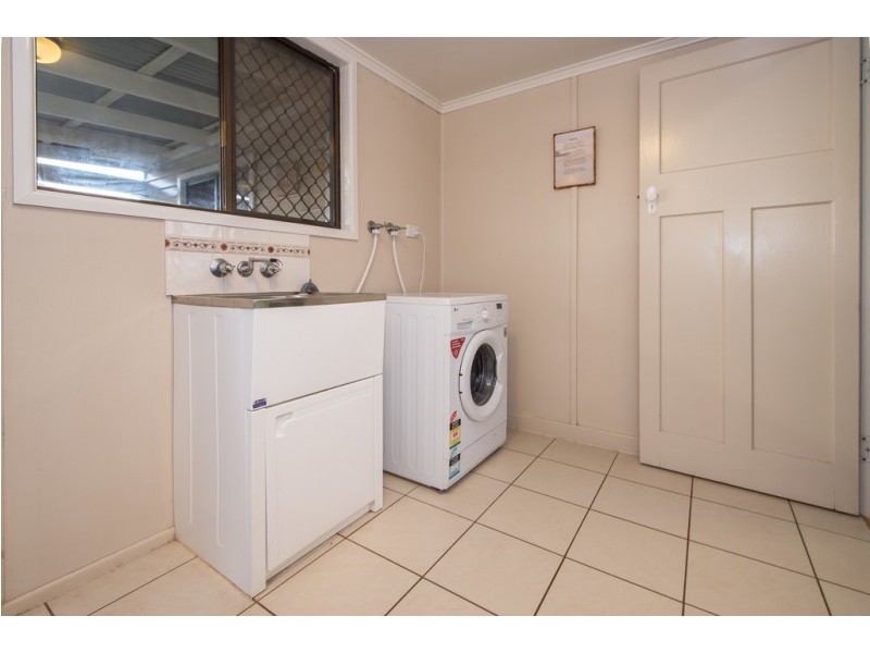 66 Glenvale Road, Harristown QLD 4350