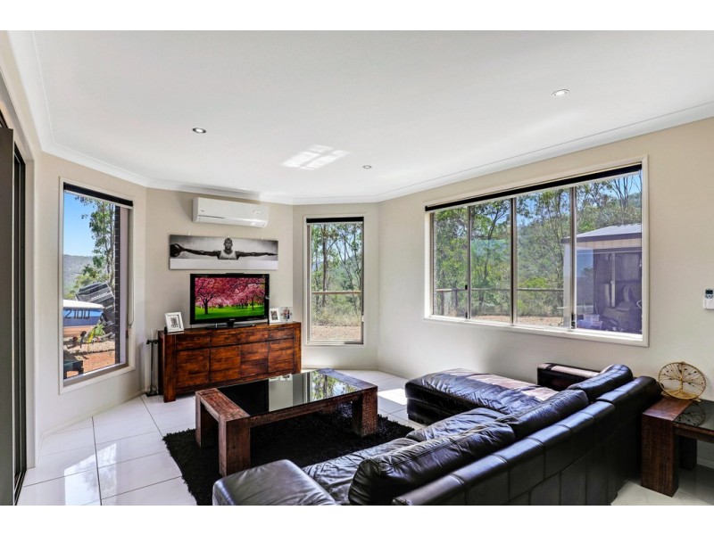 64 Scenic Drive, Silver Ridge QLD 4352