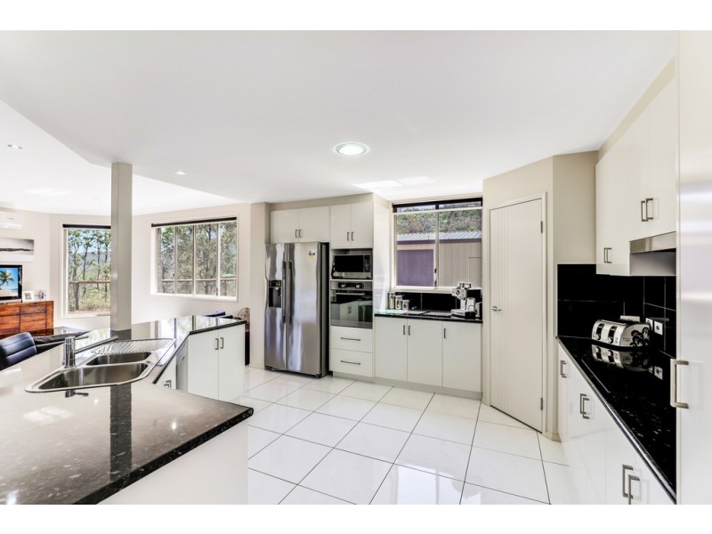 64 Scenic Drive, Silver Ridge QLD 4352