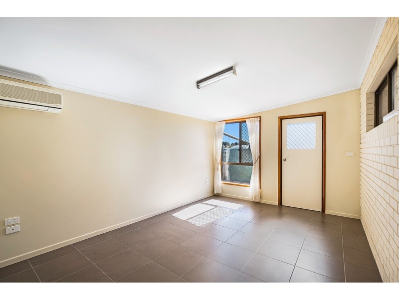 17 Cortess Street, Kearneys Spring QLD 4350