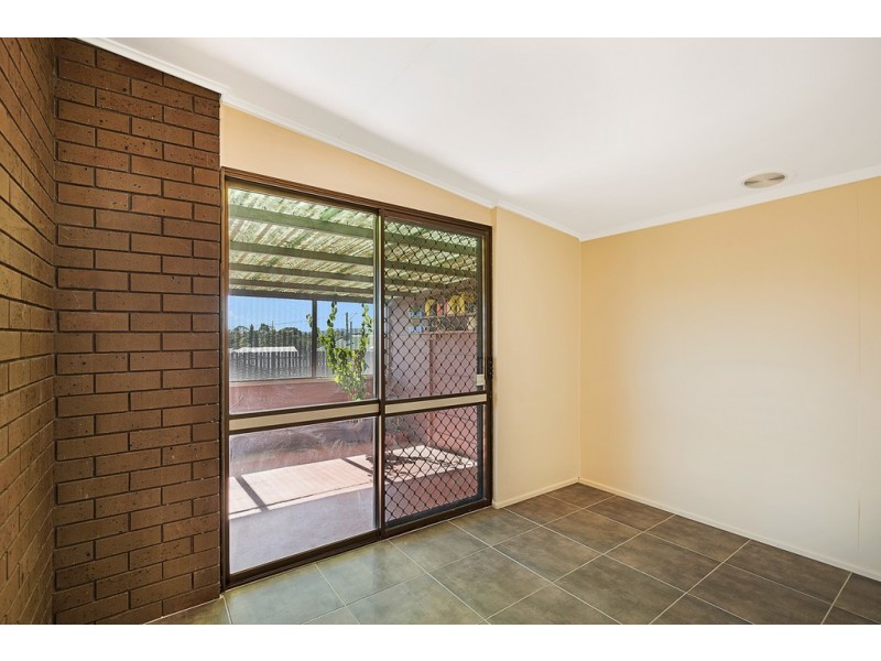 17 Cortess Street, Kearneys Spring QLD 4350