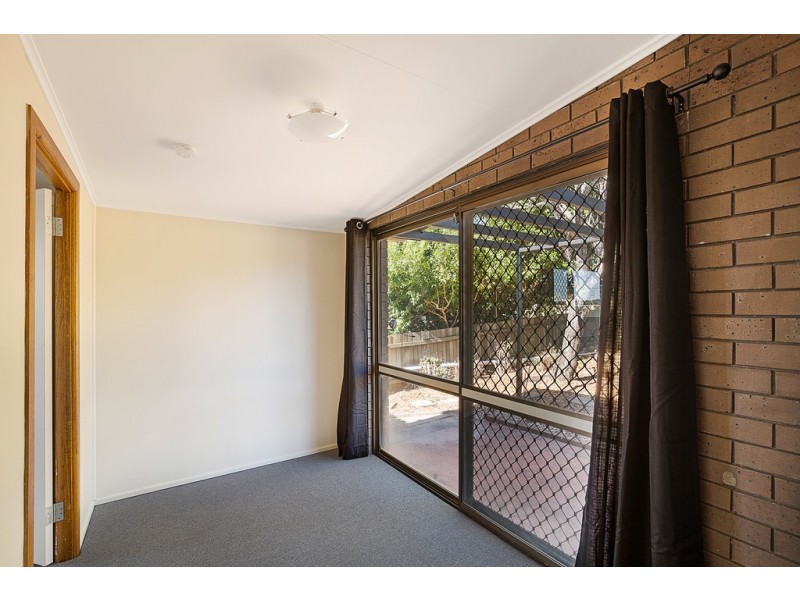 17 Cortess Street, Kearneys Spring QLD 4350